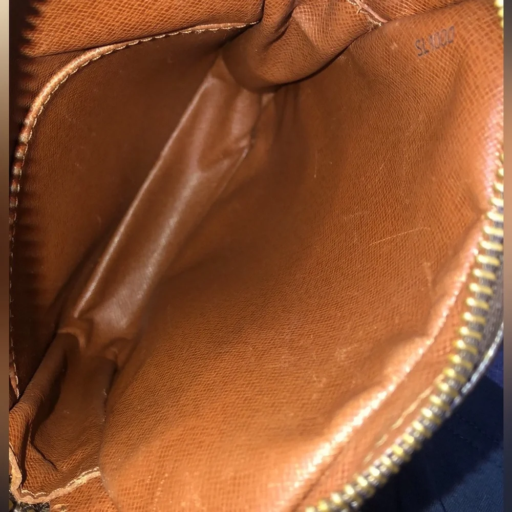 LOUIS VUITTON DANUBE PM Monogram Messenger Shoulder Bag SL0977 W/ LV DUST BAG
